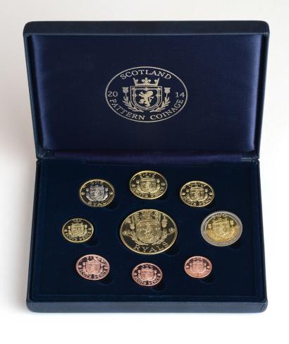 NEW 2014 SCOTTISH PATTERN COIN SET NEW CURRENCY THE RYAL LIMITED EDITION SET