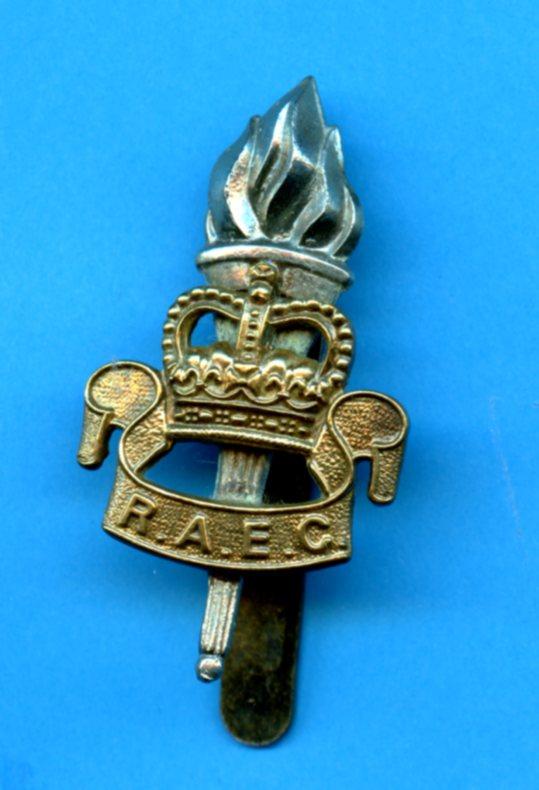 Royal Army Educational Corps  RAEC Cap Badge