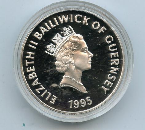  Guernsey Silver Proof £5 Five Pound Coin 1995