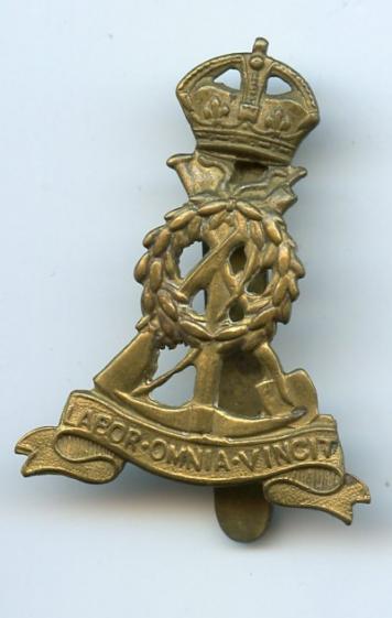 Labour Corps Cap Badge