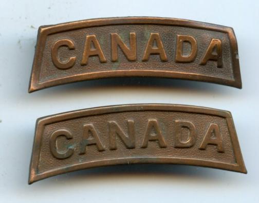 Pair of Canadian  Brass Shoulder Titles