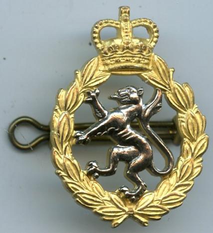 Womans Royal Army Corps WRAC Officers Cap Badge