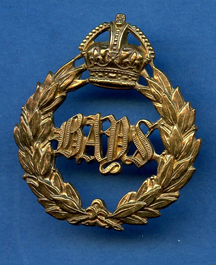 The Queen's Bays 2nd Dragoon Guards Cap Badge