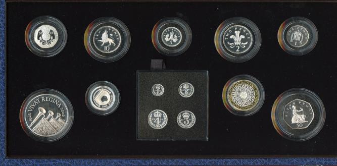 UK 2006 Silver Proof Queens 80th Birthday Coin Set with Maundy Money.