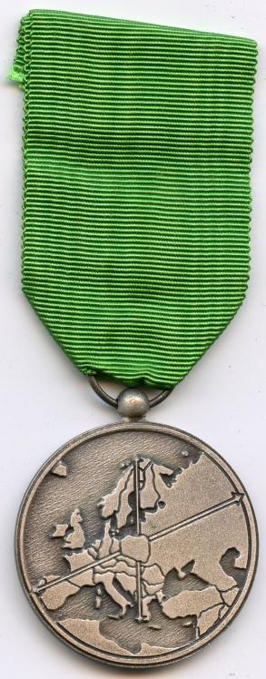 Militaria Federation  Europe Des Combattants Allies En Europe - Medaille D'Europe