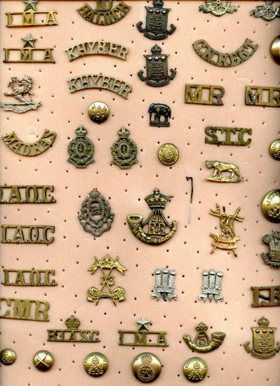 Collection of Indian Army Cap Badges, Shoulder Titles, Collar Dogs & Buttons