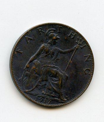 UK  George V Farthing Coin Dated 1917