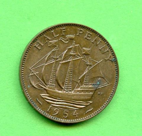 UK Elizabeth II  Half Penny Coin Dated 1954