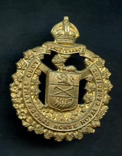 Canada  Lord Strathconas Horse (Royal Canadians) Cap Badge