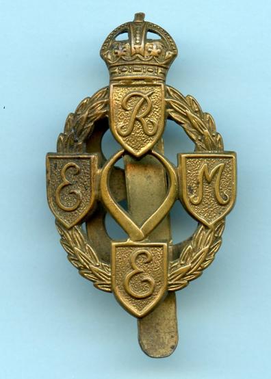 WW2 Royal Electrical & Mechanical Engineers REME Cap Badge