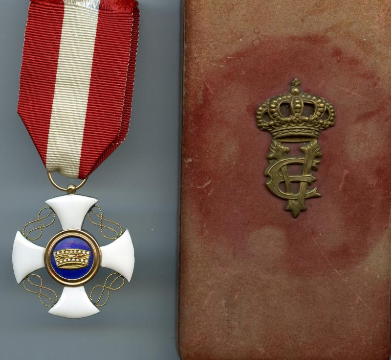 Knight's Cross Order Crown of Italy in Gold