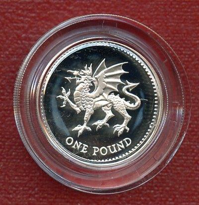 2000 UK  Silver Proof Piedfort £1 One Pound Coin  Wales Welsh Dragon Design Obverse