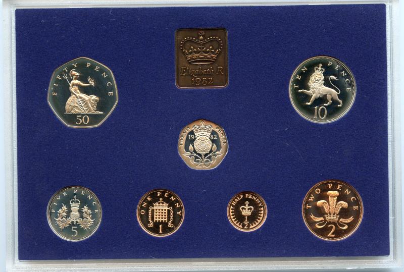 UK 1982  Royal Mint Proof Set Coins