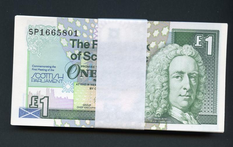 Mint 100 Bundle Royal Bank of Scotland Commemorative £1  Scottish Parliament Banknotes    Dated 12th May 1999