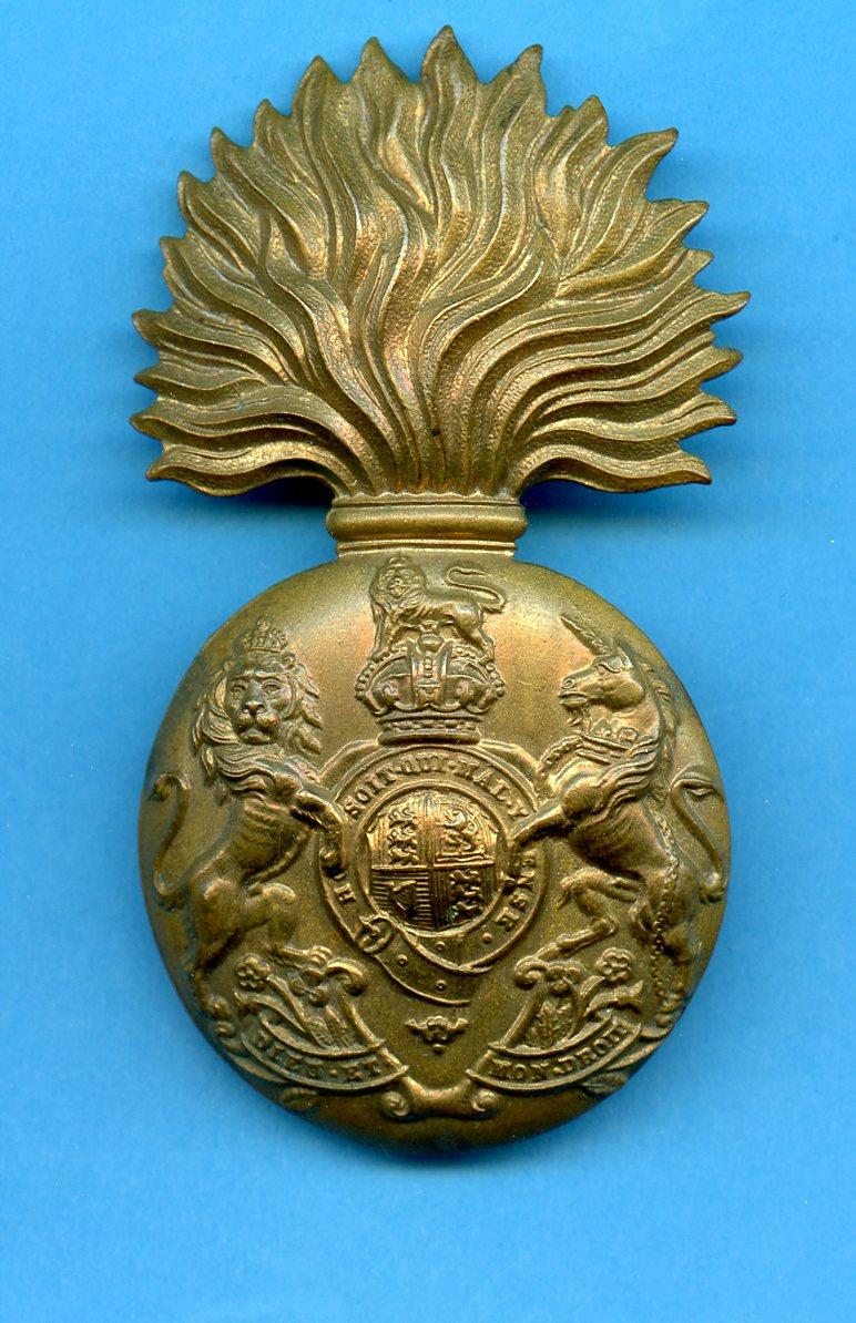 Royal Scots Fusiliers   Kings Crown Cap, Glengarry Badge