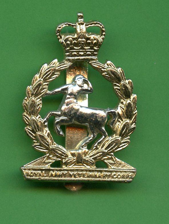 Royal  Army Veterinary Corps  Queens Crown  Anodised Cap Badge