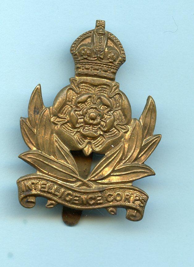 Intelligence Corps  Kings Crown Brass Cap Badge