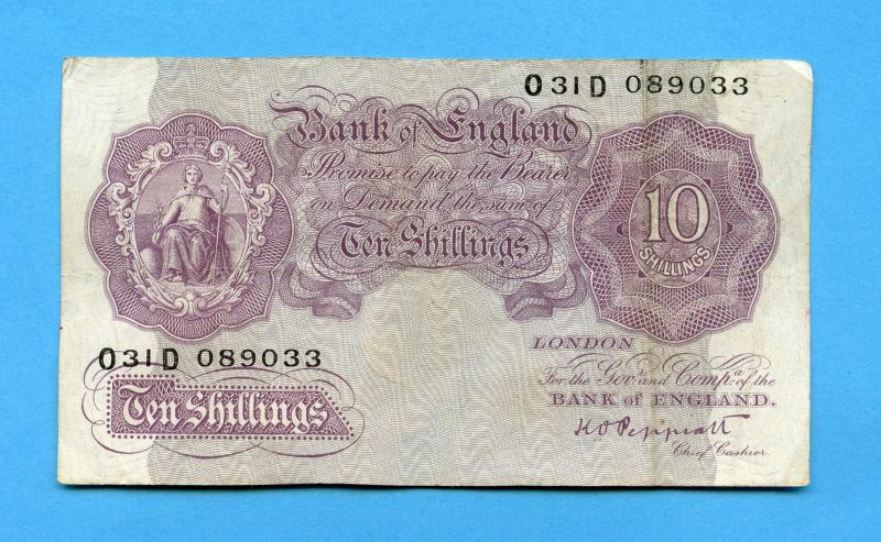 Bank of England Ten Shillings Note  Mauve Emergency WW2 Issue 1940-48 Signature K. O. Peppiatt Prefix O 31 D