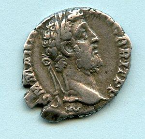 ROMAN EMPEROR COMMODUS (AD 177-192) silver denarius coin