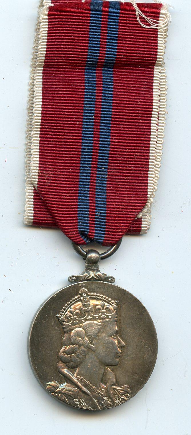 1953 Elizabeth II   Coronation Medal