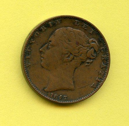 UK  Queen Victoria  Farthing Coin  Dated 1847