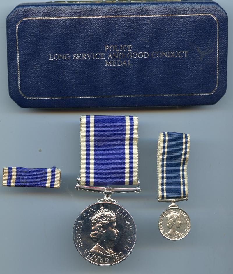 Police Long  Exemplary Service Medal : In fitted Box with miniature medal & Ribbon Bar