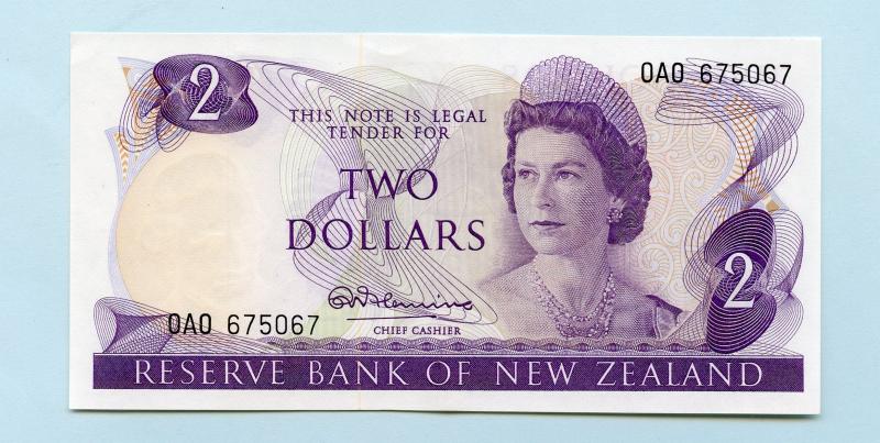 New Zealand 1990 Two Dollar $2 Banknote