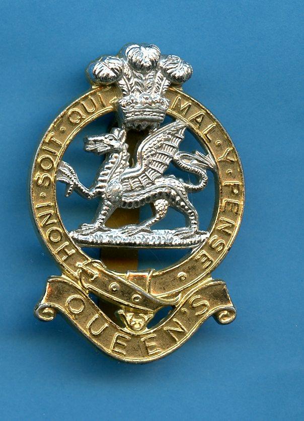 The Queen's Regiment Anodised Cap Badge