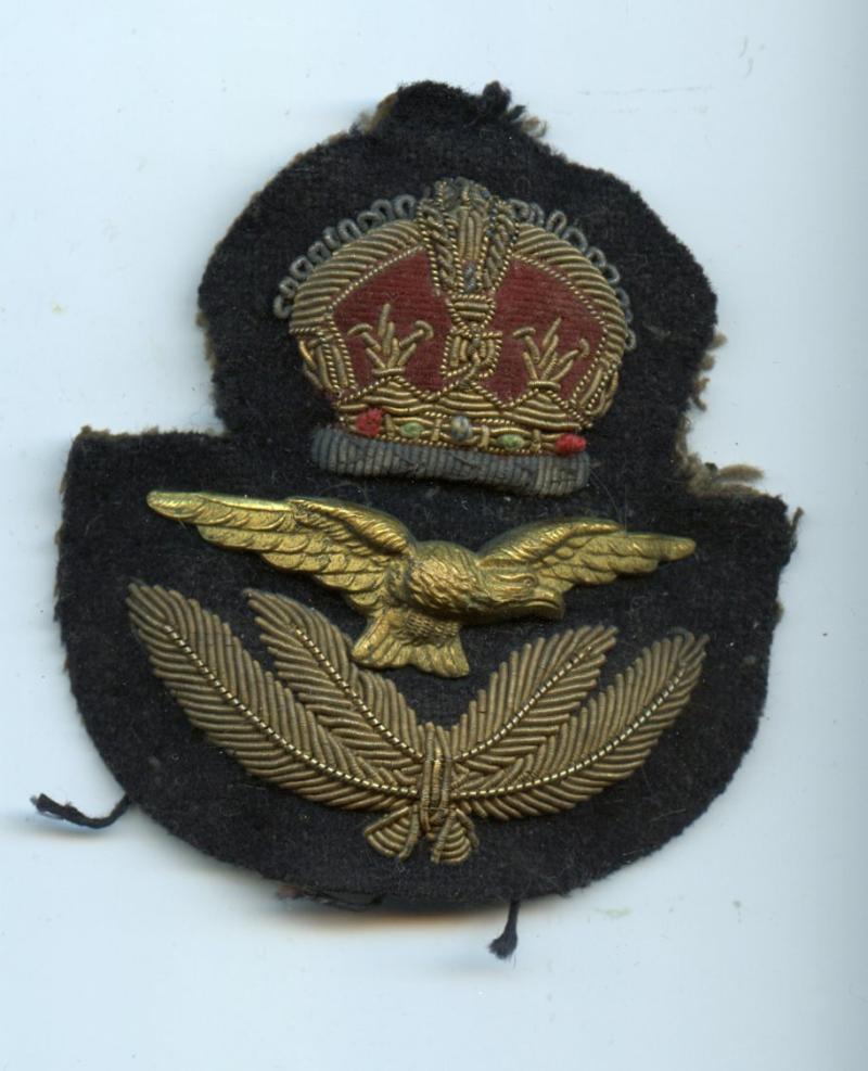 WW2 RAF Royal Air Force Officers Cap Badge