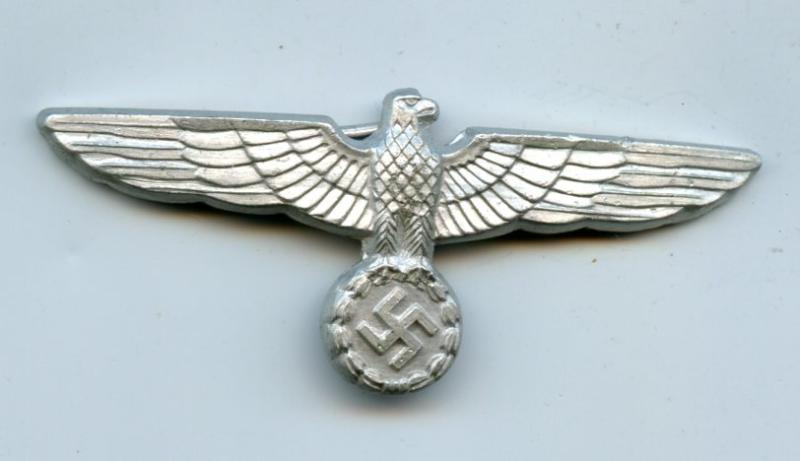WW2 German Wehrmacht Cap Badge