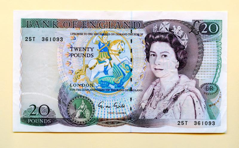 Bank of England  £20 Twenty Pounds Note  Date 1988-91  Signatory G. M. Gill Serial  25T