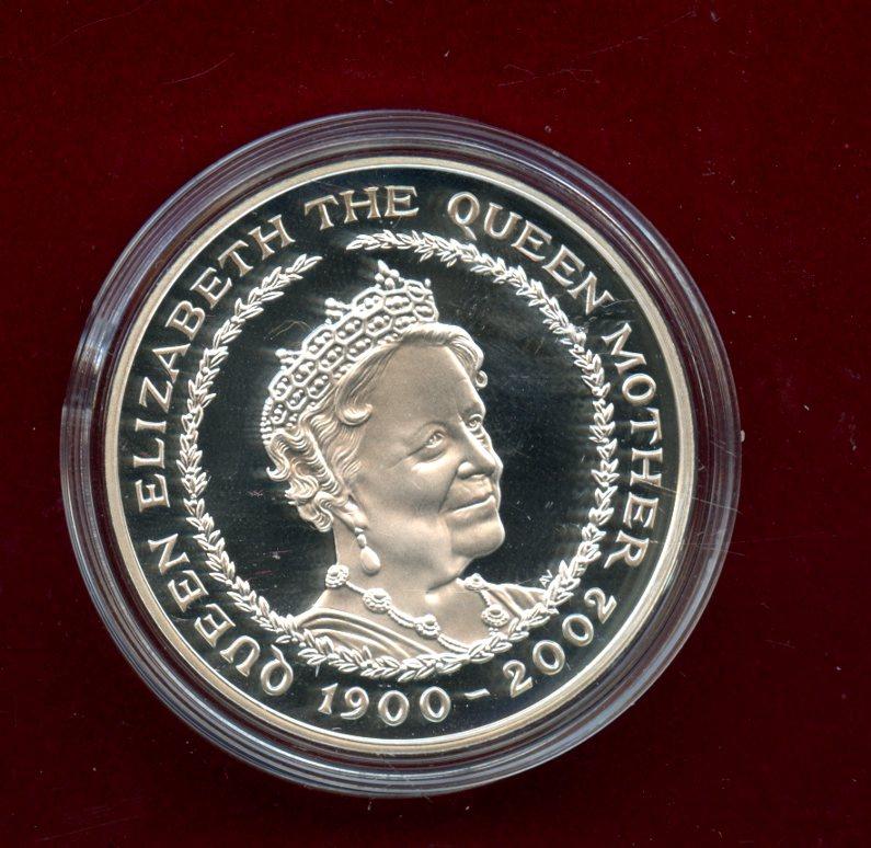 UK 2002  Queen Elizabeth  The Queen Mother Memorial Silver Proof £5 Five Pound Crown Coin