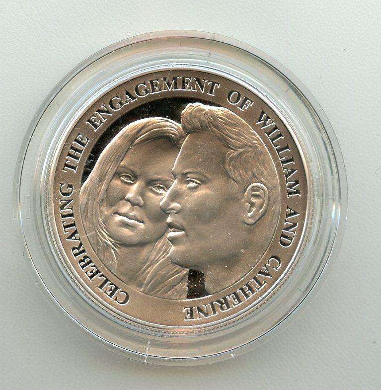UK 2010  Royal Engagement William & Catherine Silver Proof £5 Five Pound Crown Coin