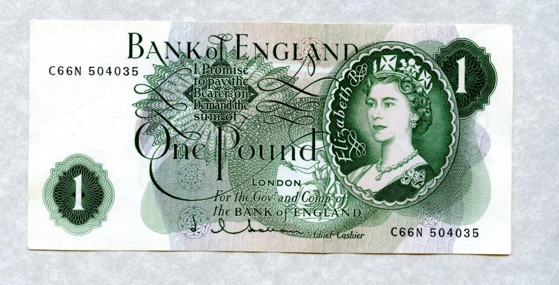 Bank of England £1 One Pound Note 1963-66 Signature J. Q. Hollom Serial C66N