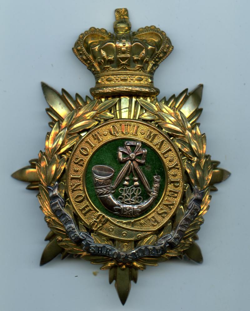Set Officer's Kings Shropshire Light Infantry & The 85th (Bucks Volunteers) Regiment of Foot Shoulder Belt Waist Belt & Helmet Plate Badges