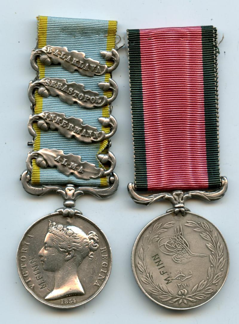 Crimea Medal Pair 1854-56, 4 clasps Pte Michael Finn, 21st Regt Royal Scots Fusiliers