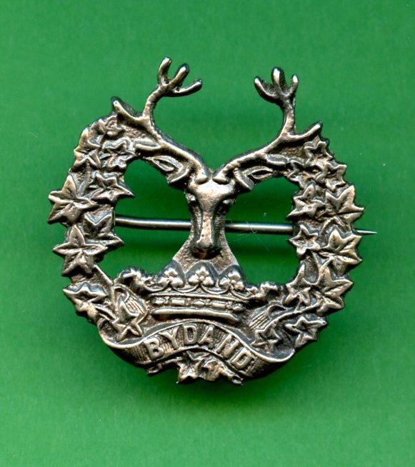 Silver Gordon Highlanders Lapel Badge